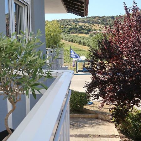 Mare Monte Luxury Apartments 2 Néa Szkióni Kültér fotó