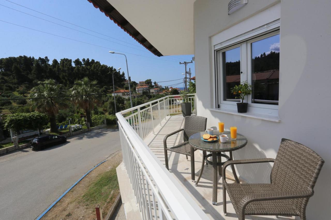 Mare Monte Luxury Apartments 2 Néa Szkióni Kültér fotó